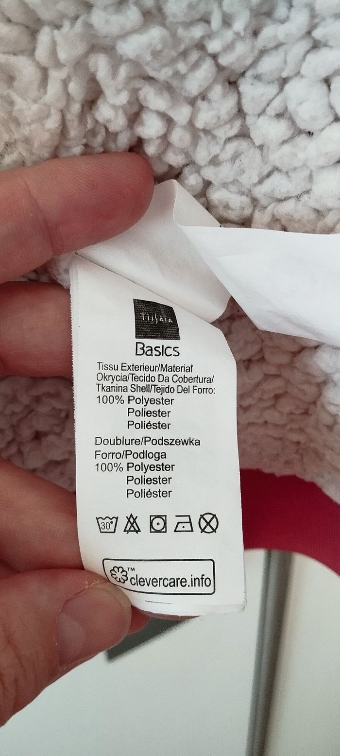 Veste chaude fourrée 8 ans - photo numéro 3