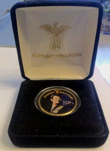 Johnny Hallyday Dollars dorée à l'or 24 carats (vrai 10.000 exemplaires special Tour 66 