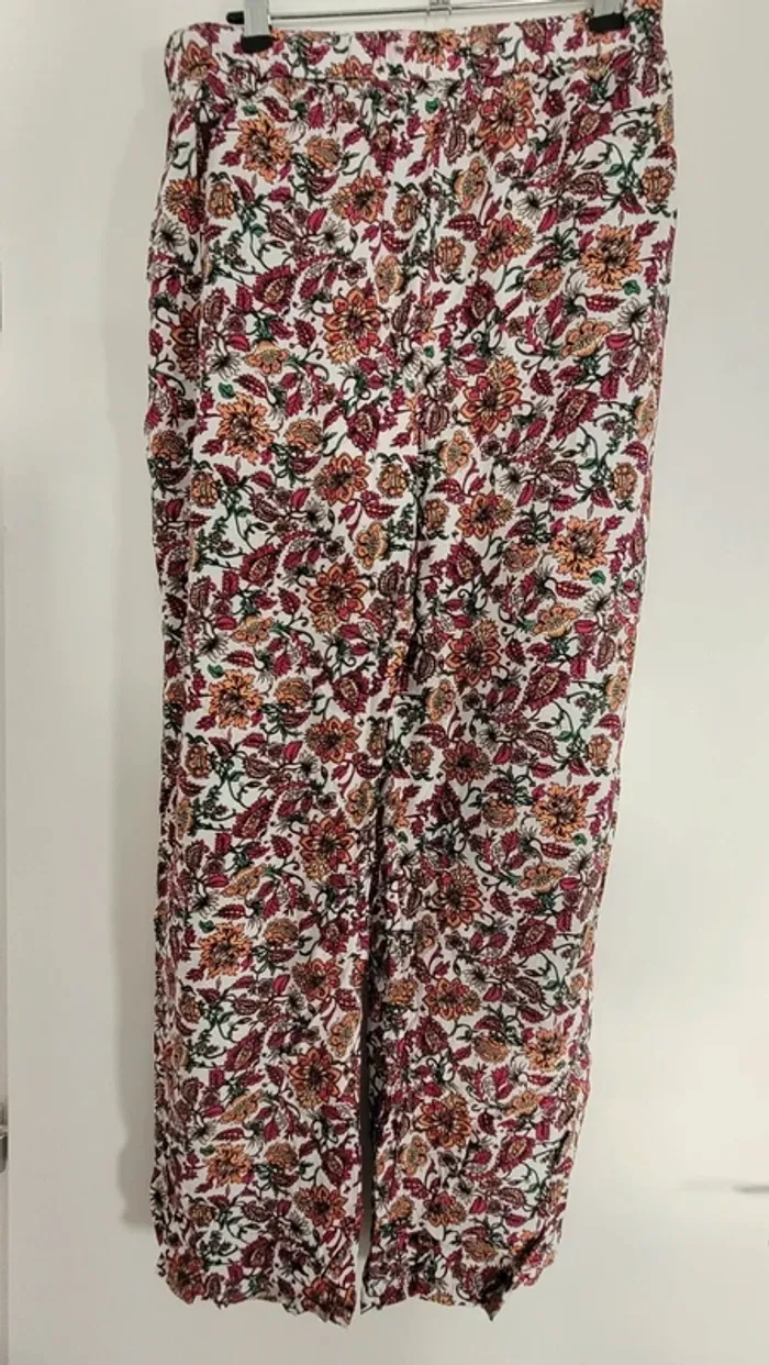 Pantalon blanc fleuri - T48