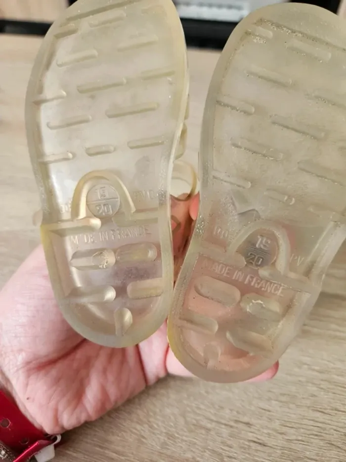 Chaussures de plage 19/20 transparentes - photo numéro 3