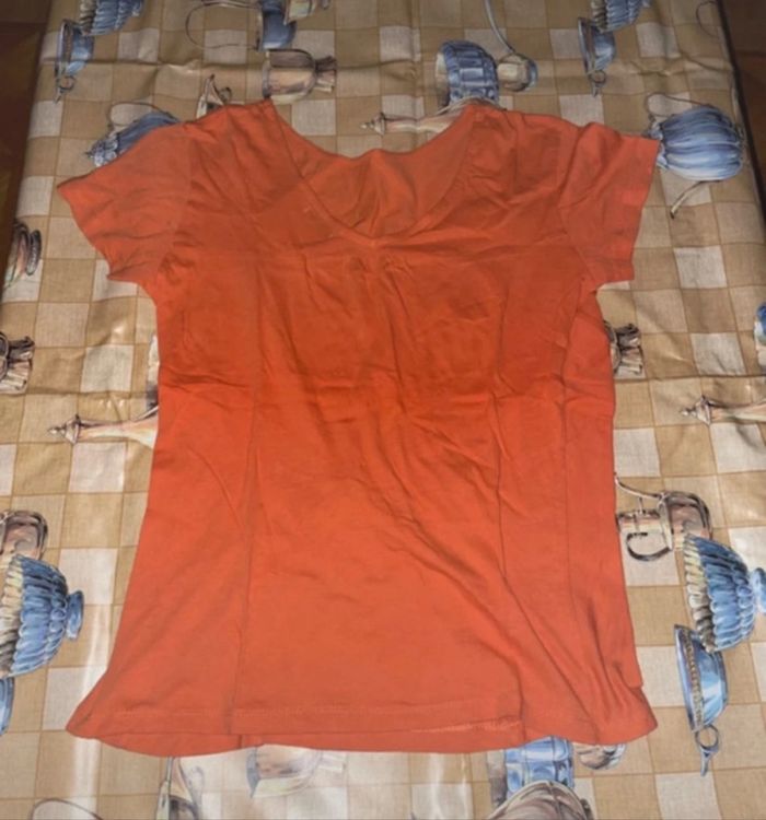 Tee shirt