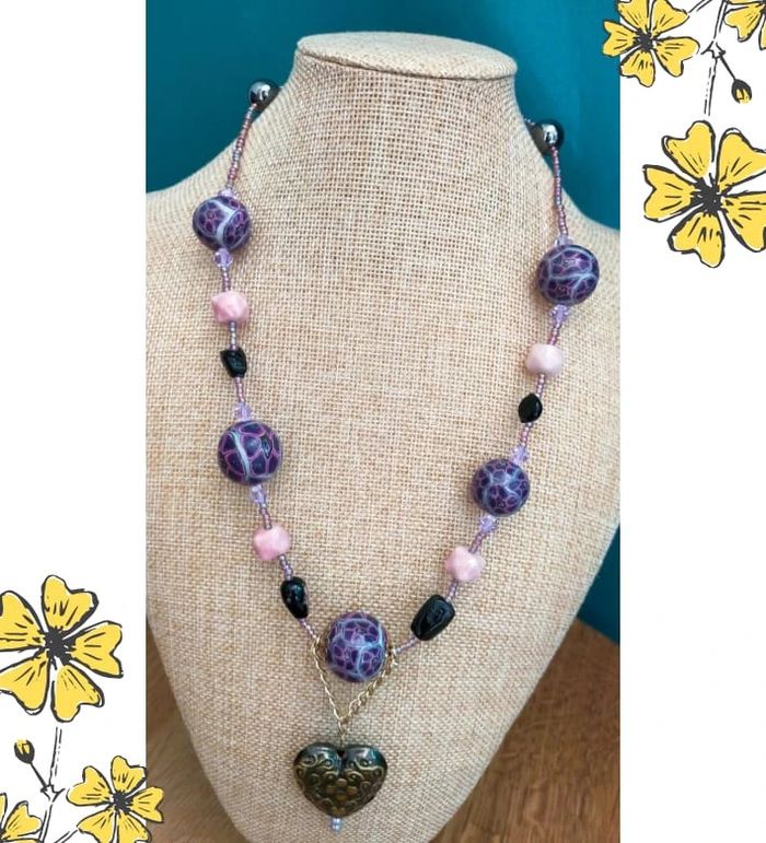 Collier fait main perles polymère & cœur doré – Collection Reflets de Lavande - photo numéro 8