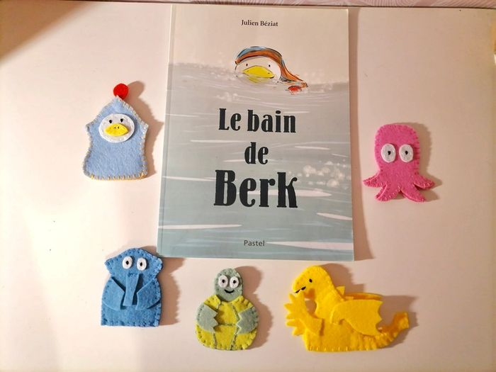 Livre “Le bain de Berk” + lot de 5 marionnettes à doigt en feutrine rigide