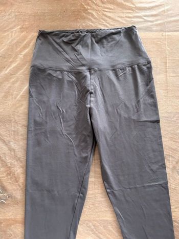 Legging gris taille  S-M