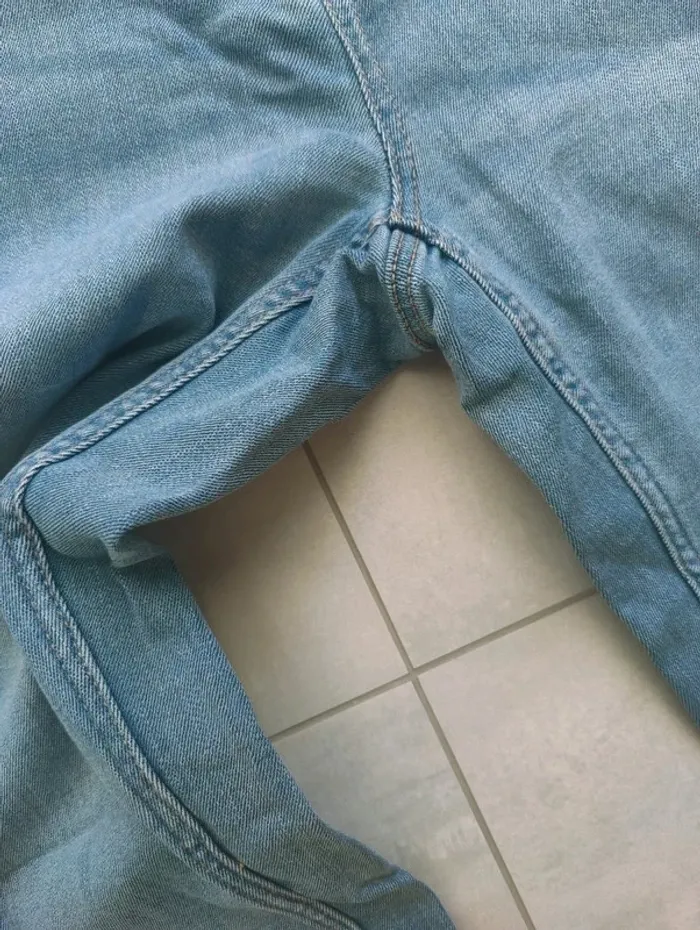 Jean taille haute Camaïeu - photo numéro 3