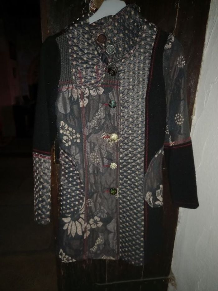 Manteau style desigual