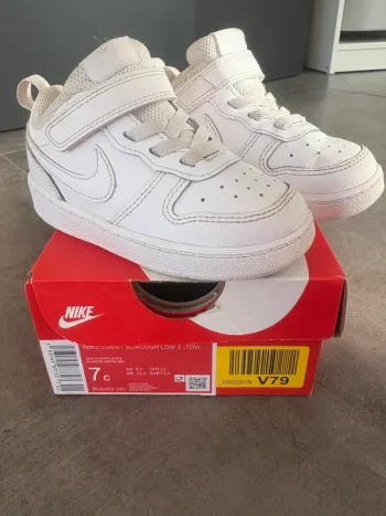 Nike court borough low 2