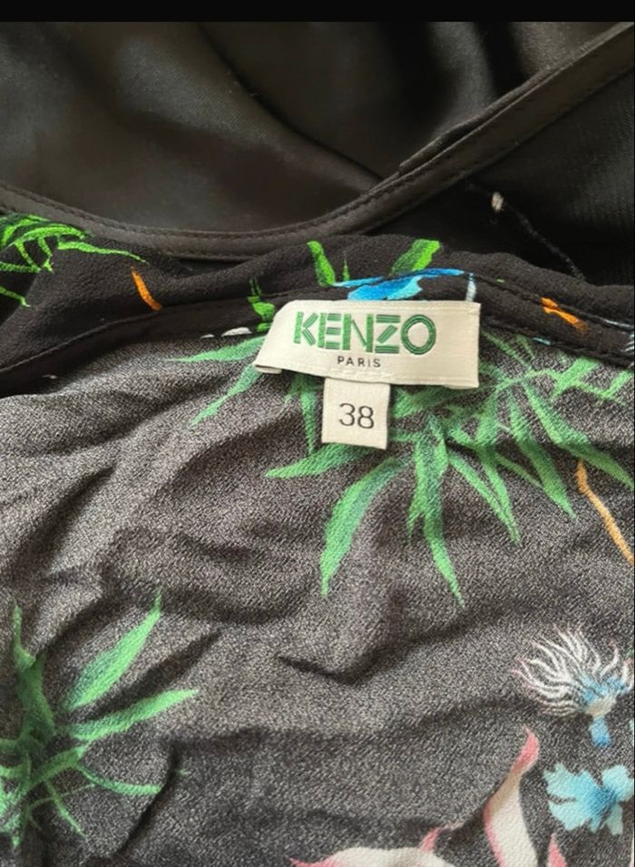 Chemise Kenzo neuve  taille 38 - photo numéro 2