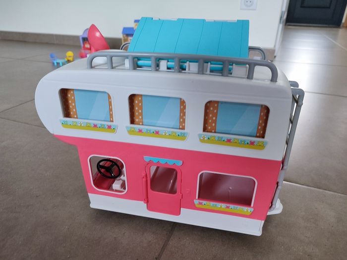 Camping car Peppa pig - photo numéro 9
