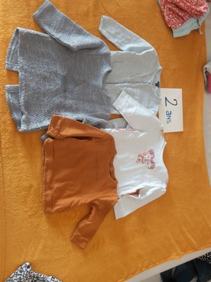 Gros Lot de 24 mois fille - photo numéro 8