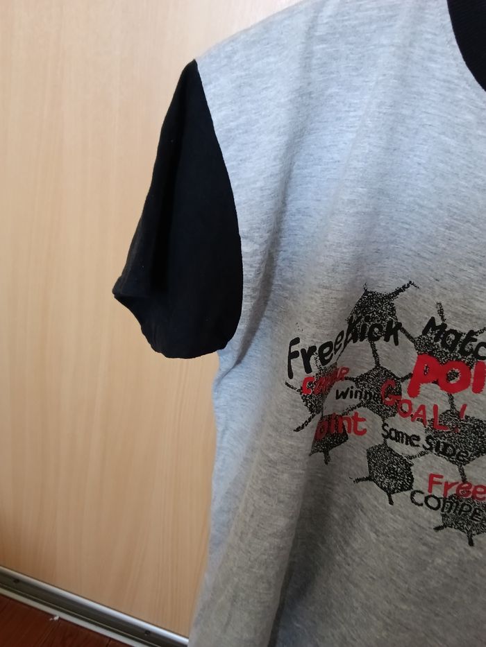 Tee-shirt gris chiné et multicolore - photo numéro 3