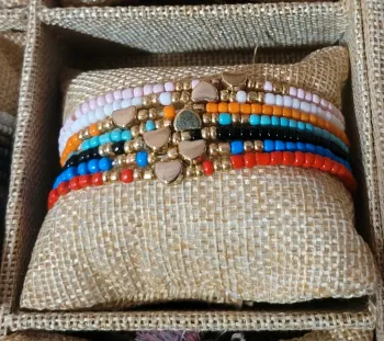 Bracelets perles et cœurs