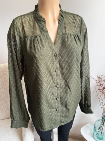 Chemise kaki à plumetis