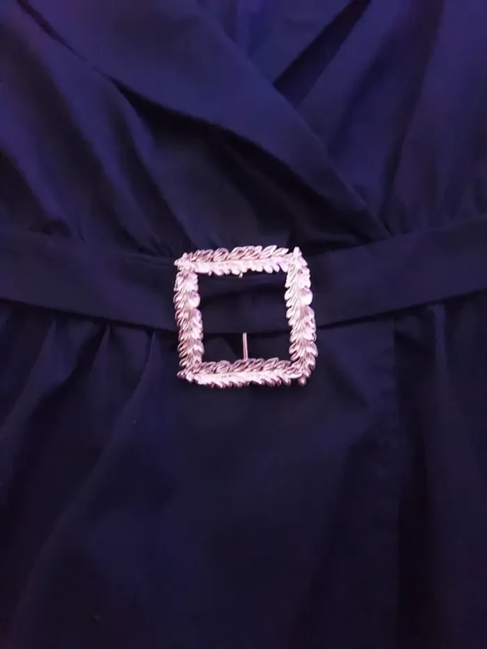 Magnifique robe très classe - photo numéro 2