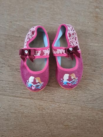 Chaussons reines de neige en 25