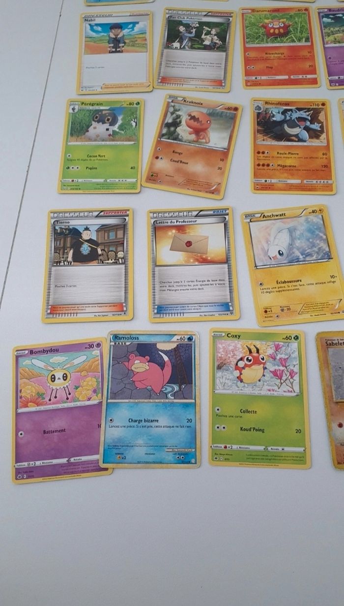 Lot de 35 cartes Pokémon - photo numéro 3