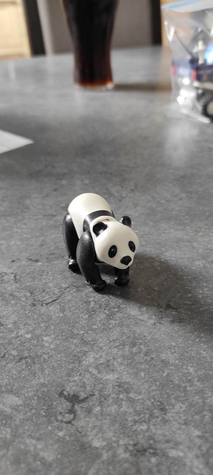 (B25) Playmobil panda noir et blanc adulte