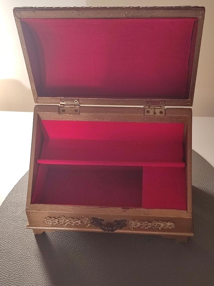 Boîte à bijoux ou autres objets avec musique 19x13cm - photo numéro 2