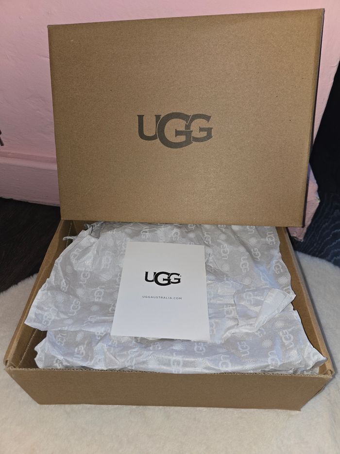 Ugg botine 38 - photo numéro 3