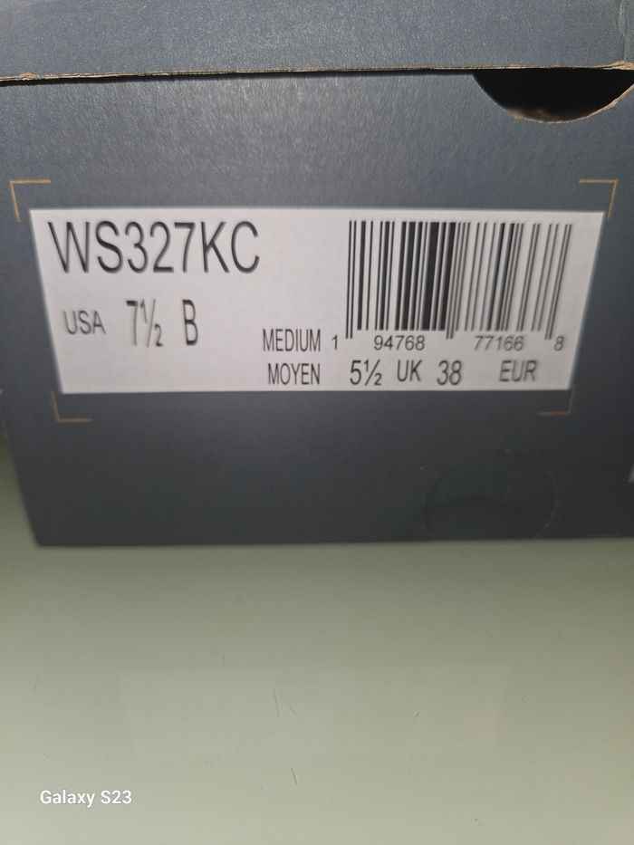 NEW BALANCE 327 - photo numéro 9