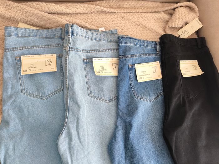 4  jeans de la marque Don't think twice - photo numéro 2