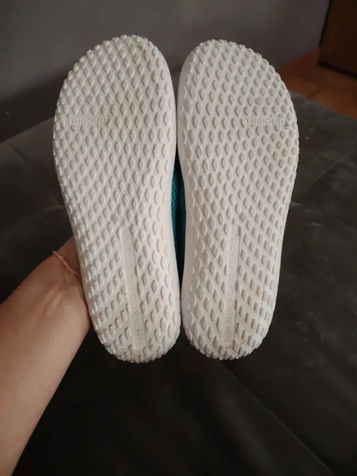 Chaussures aquatiques pour aller dans l'eau - photo numéro 9