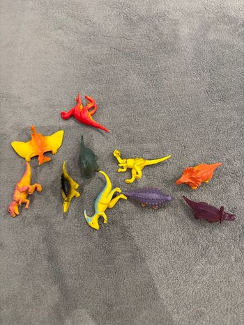 Dinosaures en lot