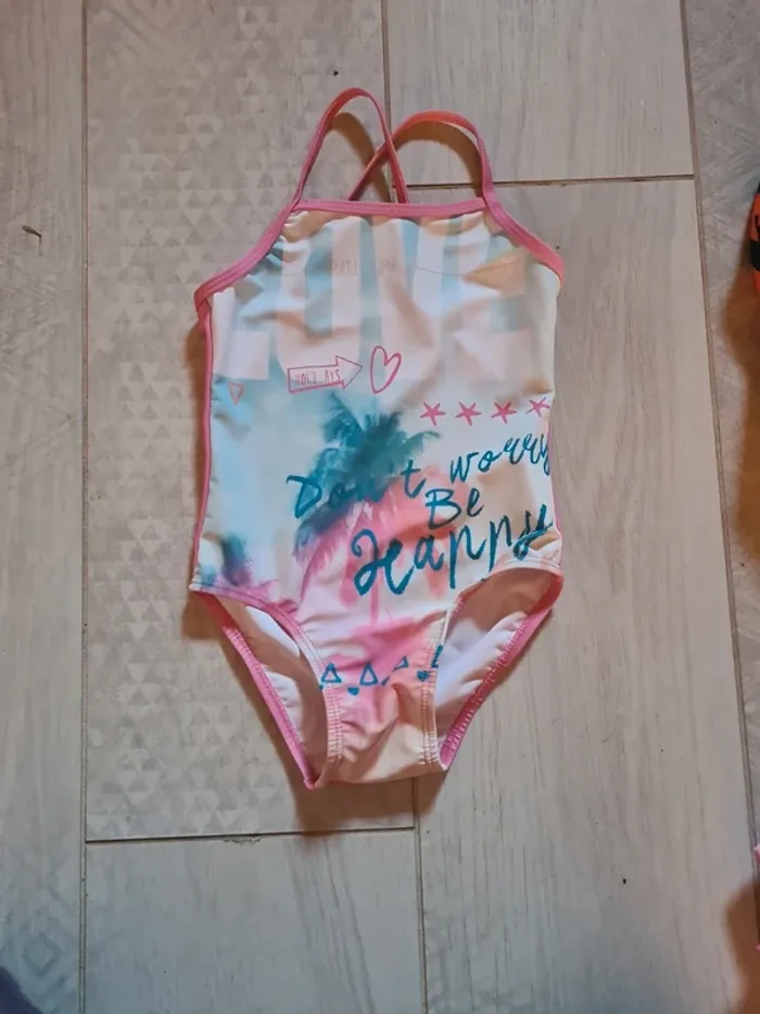 Maillot de bain 1 pièce 3 ans
