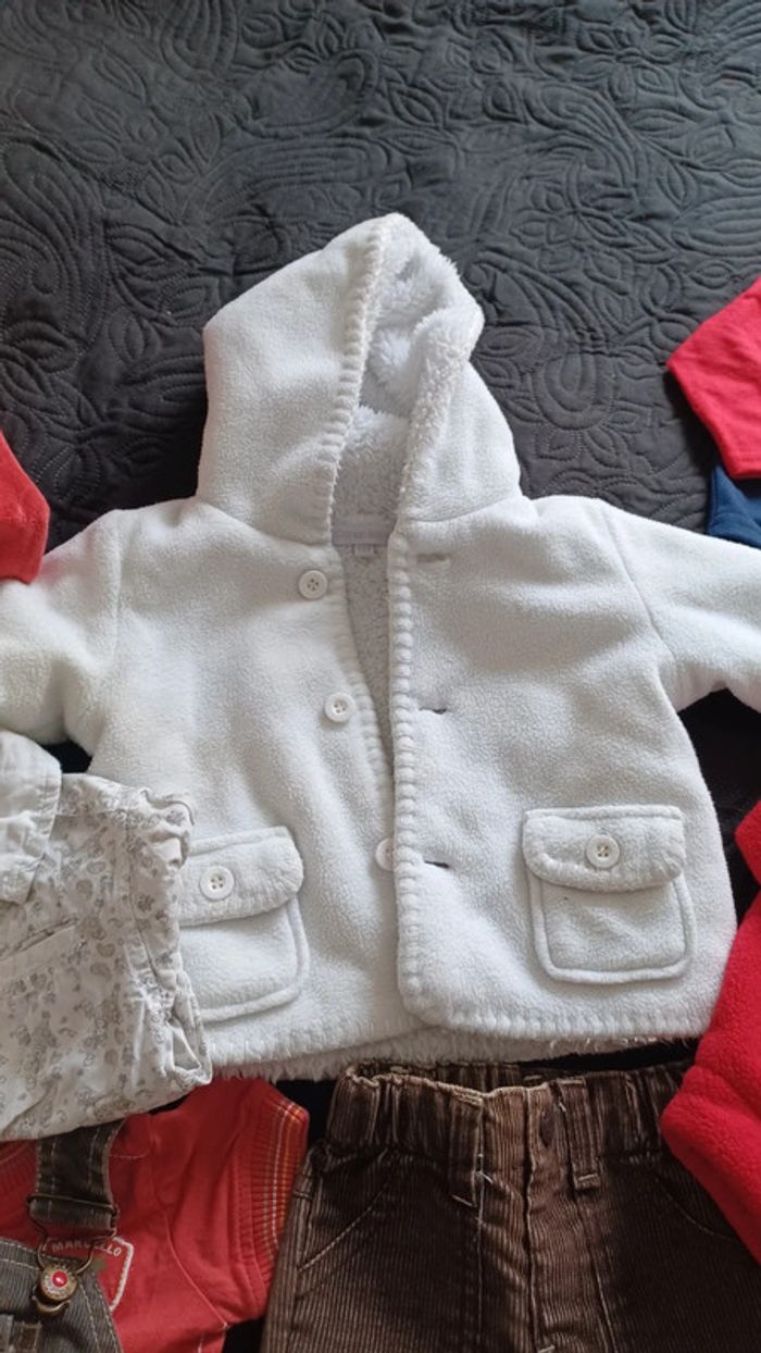 Lot vêtements garçon taille 6 mois - photo numéro 4