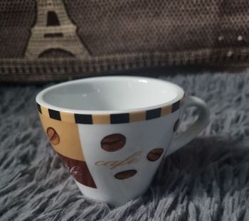 Tasse à café à motifs