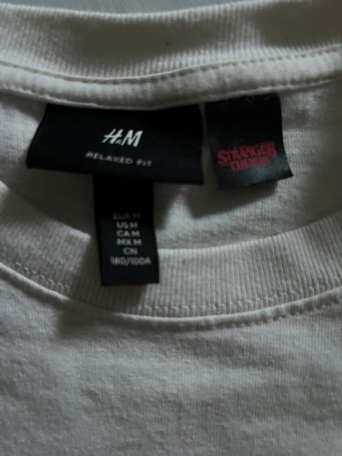 T-shirt H&M Stranger Things - photo numéro 2