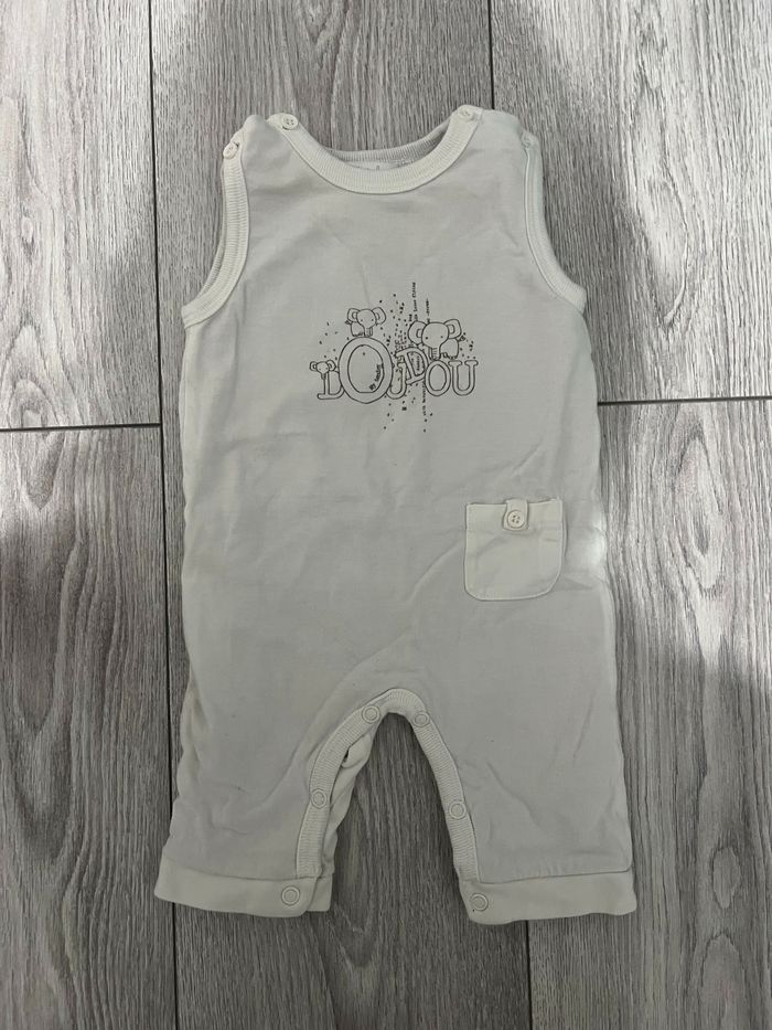 Vêtement combinaison 3mois