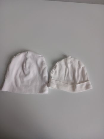 Lot bonnets naissance