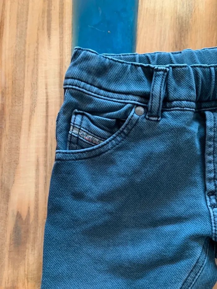 Pantalon Jogger Diesel taille 24 mois - photo numéro 2