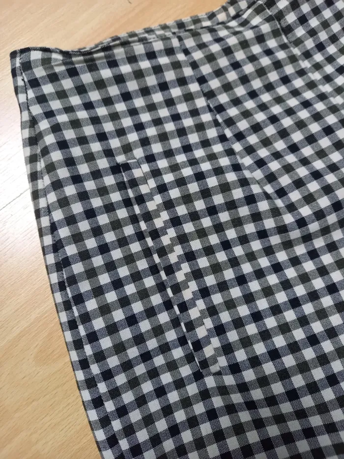 Pantalon noir et blanc cassé - photo numéro 2