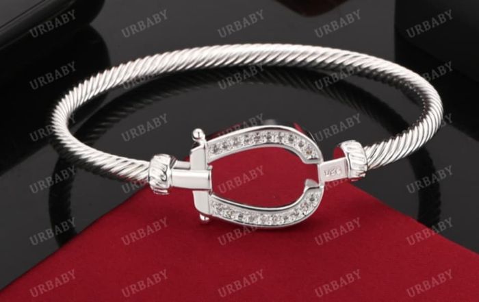 Bracelet etrier argent