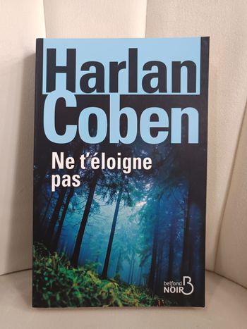 " Ne t'éloigne pas "