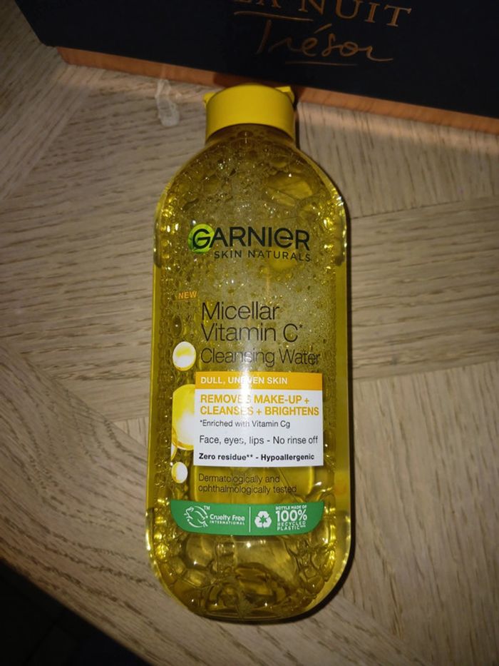 Solution micellaire vitamine c garnier