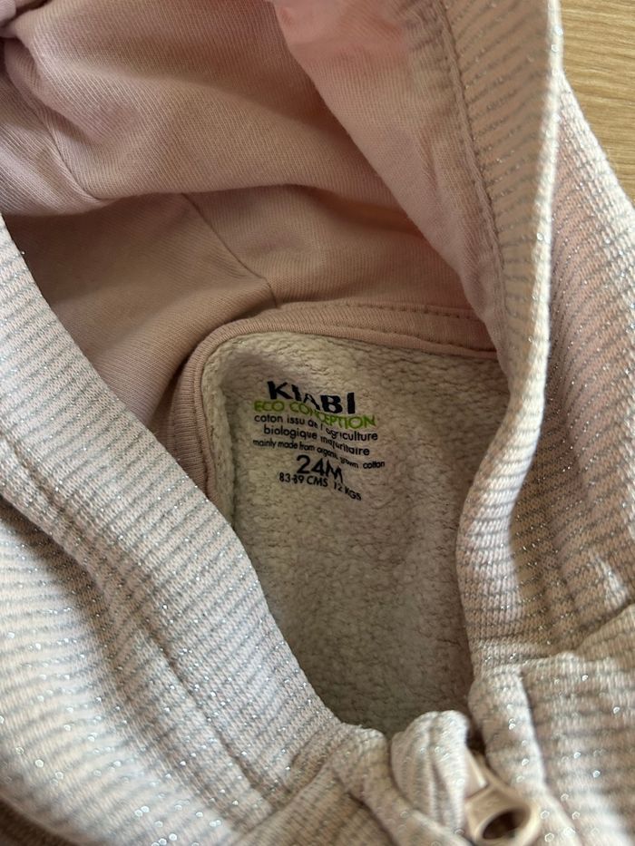 Gilet rose à capuche - photo numéro 3