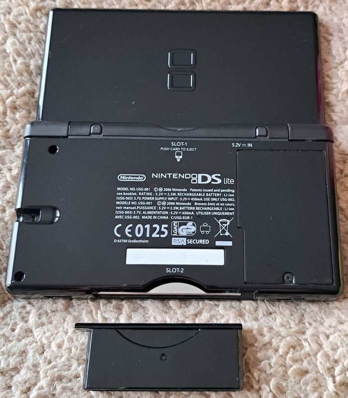 🎮 Console Nintendo DS Lite noire - écran haut à changer - photo numéro 2