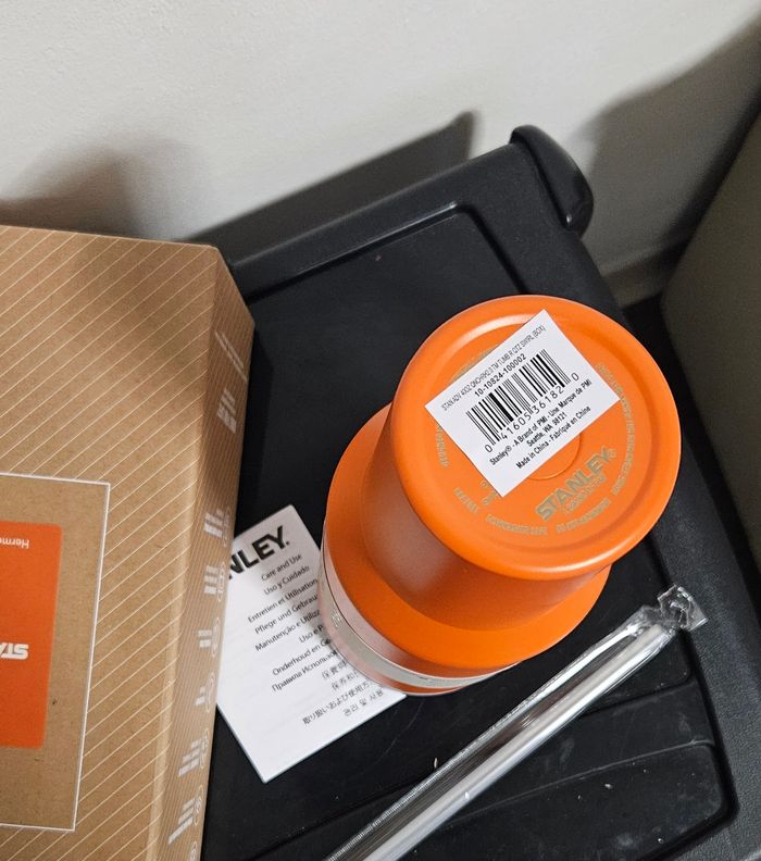 Gourde Stanley Quencher H2.0 1,18L Orange - photo numéro 3