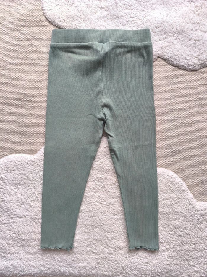 Legging côtelé / vert d'eau / Primark / taille 2-3 ans - photo numéro 2