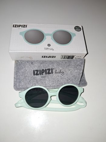 Lunettes de soleil bébé