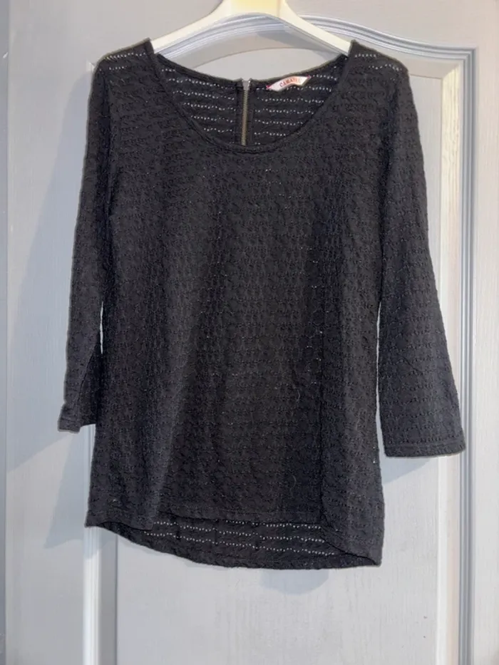 Tee shirt noire dentelle