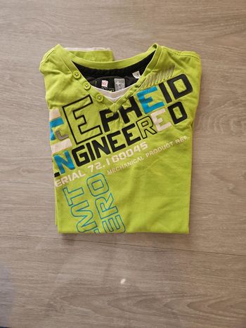 T-shirt manches longues garçon T 11 ans