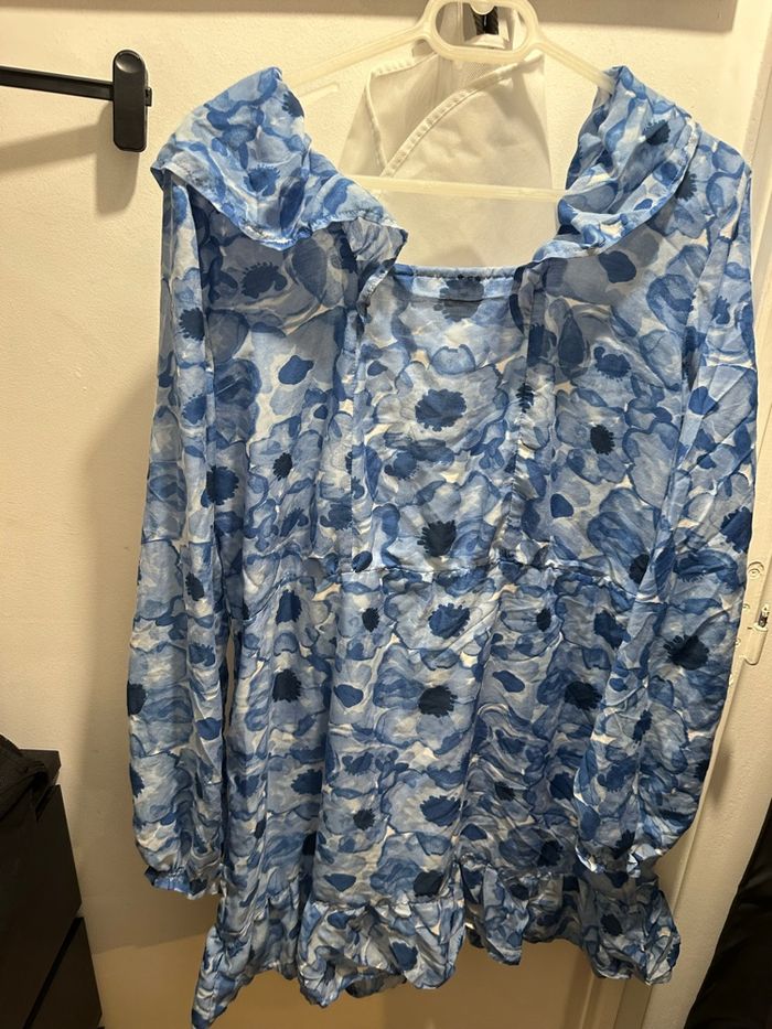 Robe. - photo numéro 2