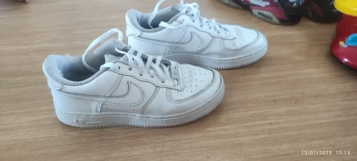 Air Force (taille 35,5)