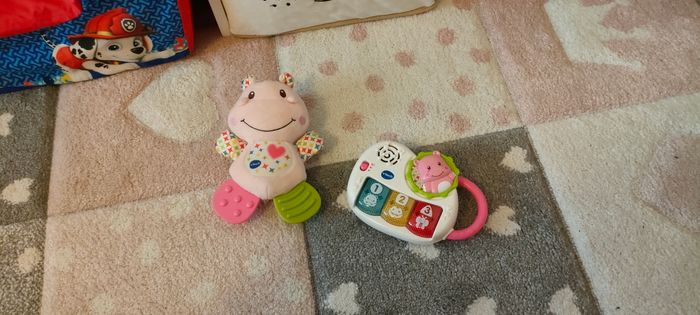 Lot jouets d'éveil bébé - photo numéro 3