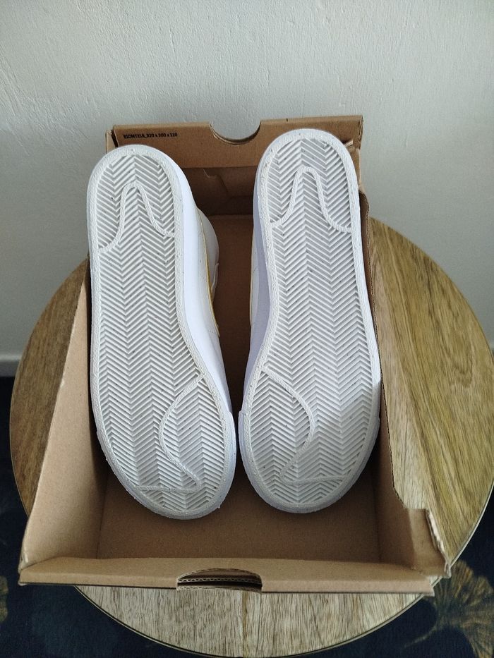 Baskets Nike T  38 - photo numéro 8