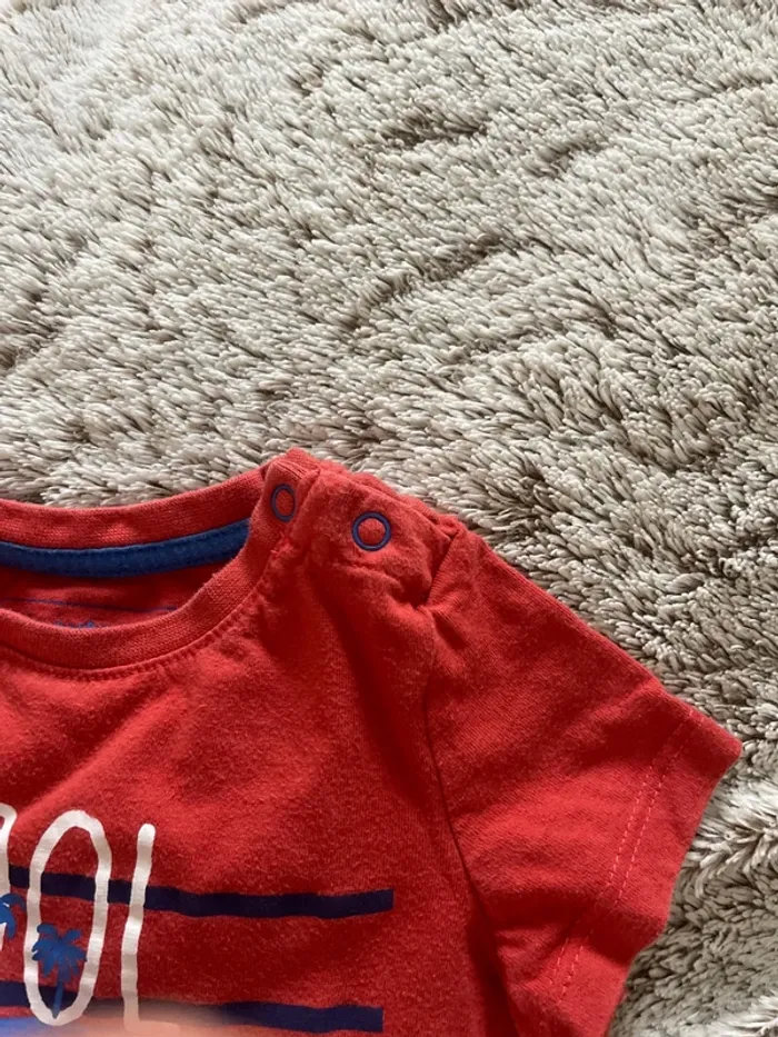 T-shirt bouton pression épaule - photo numéro 4